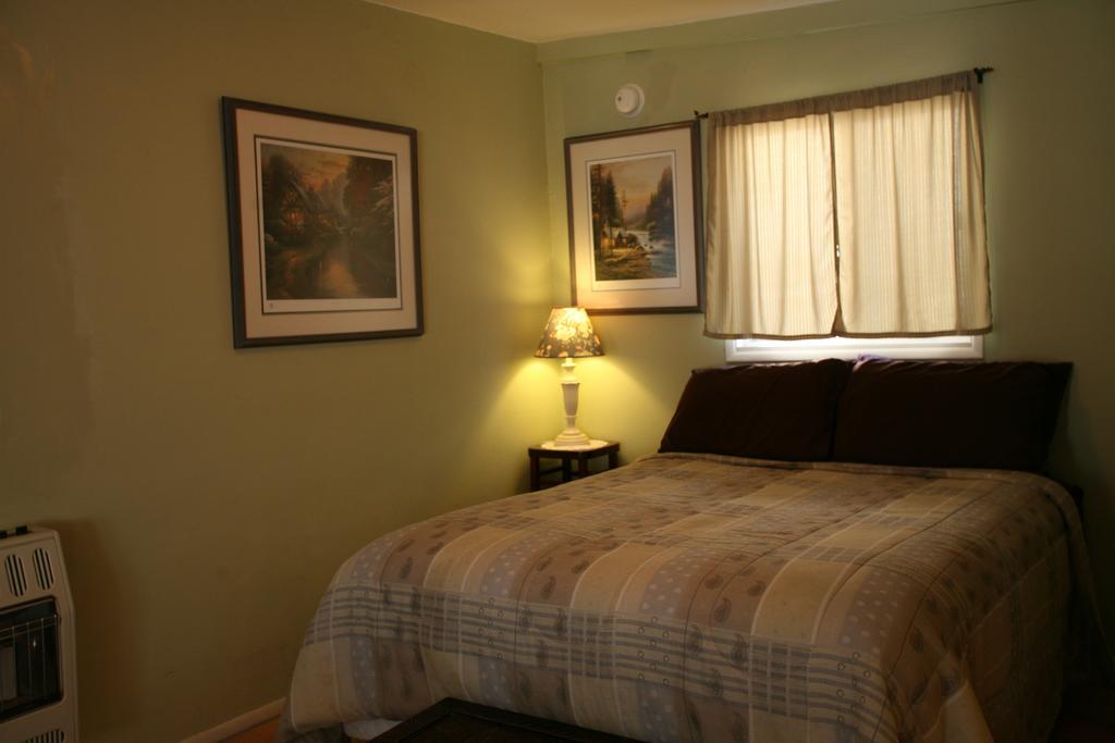 Spirit Tree Inn B&B Patagonia Екстериор снимка