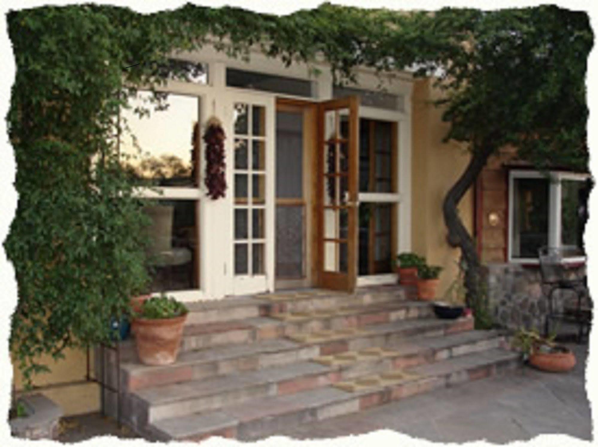 Spirit Tree Inn B&B Patagonia Екстериор снимка