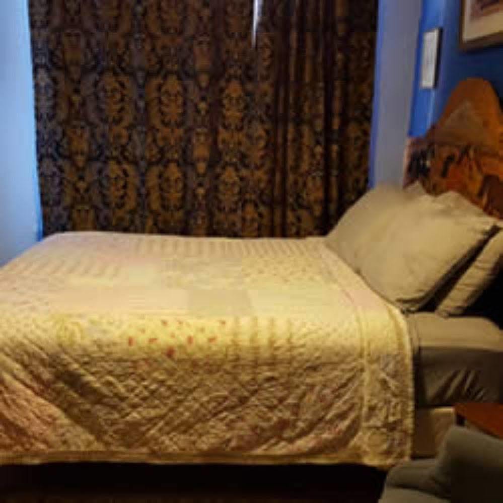 Spirit Tree Inn B&B Patagonia Екстериор снимка